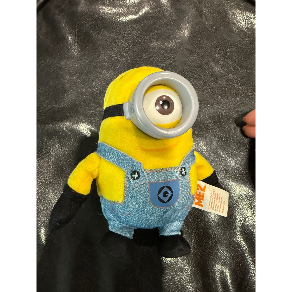 Despicable Me 2 Minion Plush Toy Stuffed‎ Animal Small Yellow Blue Overalls